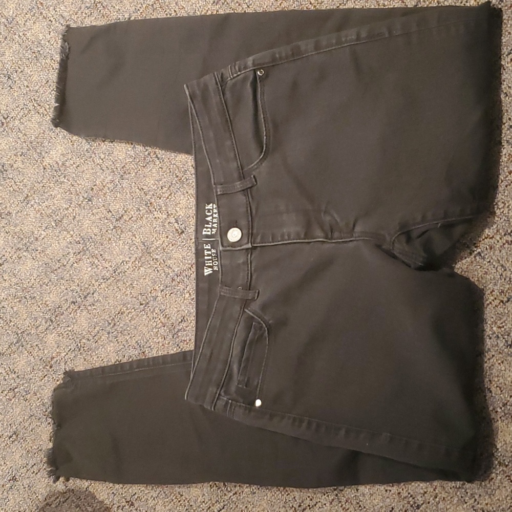 White House Black Market - Denim Capri Pants - size 4